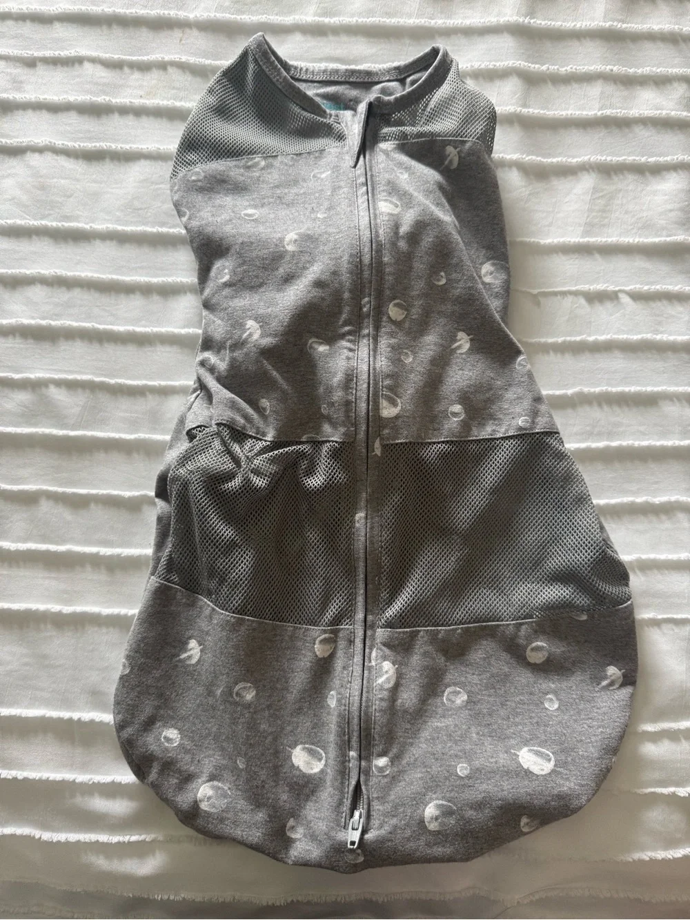 Happiest Baby Grey Sleep Sack Swaddle with Moon Print (small)